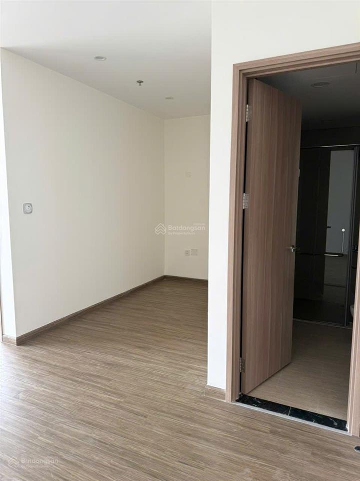 2pn gs6 chỉ 4,8 tỷ 63m² trục 02 ban công tây bắc  em 0857 165 ***