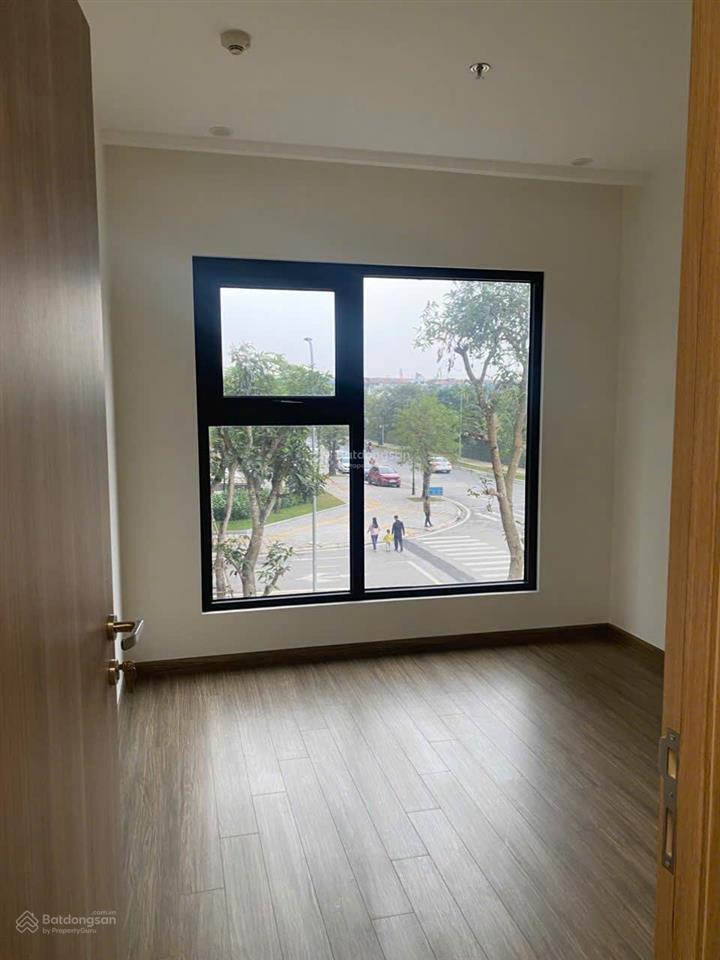 Chỉ 5 tỷ 3 ngủ gs5 66 triệu/m2 gs5 tây nam 76m2 quá rẻ, rẻ hơn cả 2 ngủ.  em 0857 165 ***