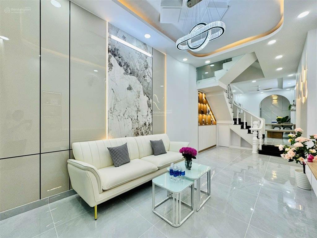 Nhà đẹp giá mềm ở đây chứ đâu , chủ cần ra gấp nhà bình thạnh trong tháng giá siêu mềm chỉ 2,480 tỷ