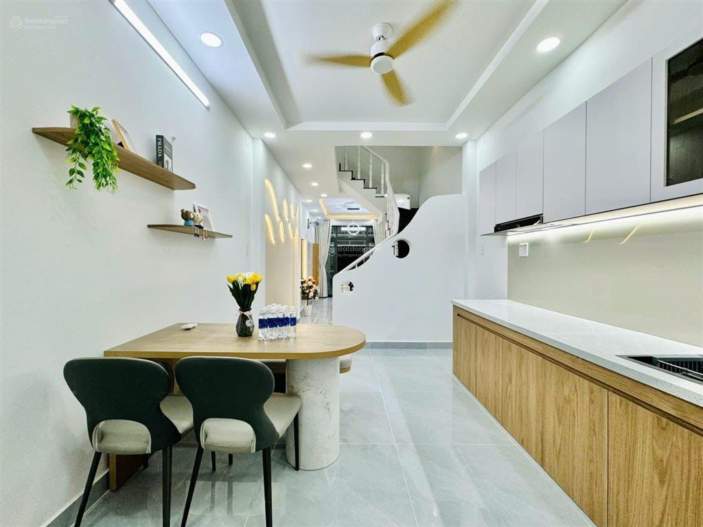 Nhà đẹp giá mềm ở đây chứ đâu , chủ cần ra gấp nhà bình thạnh trong tháng giá siêu mềm chỉ 2,480 tỷ