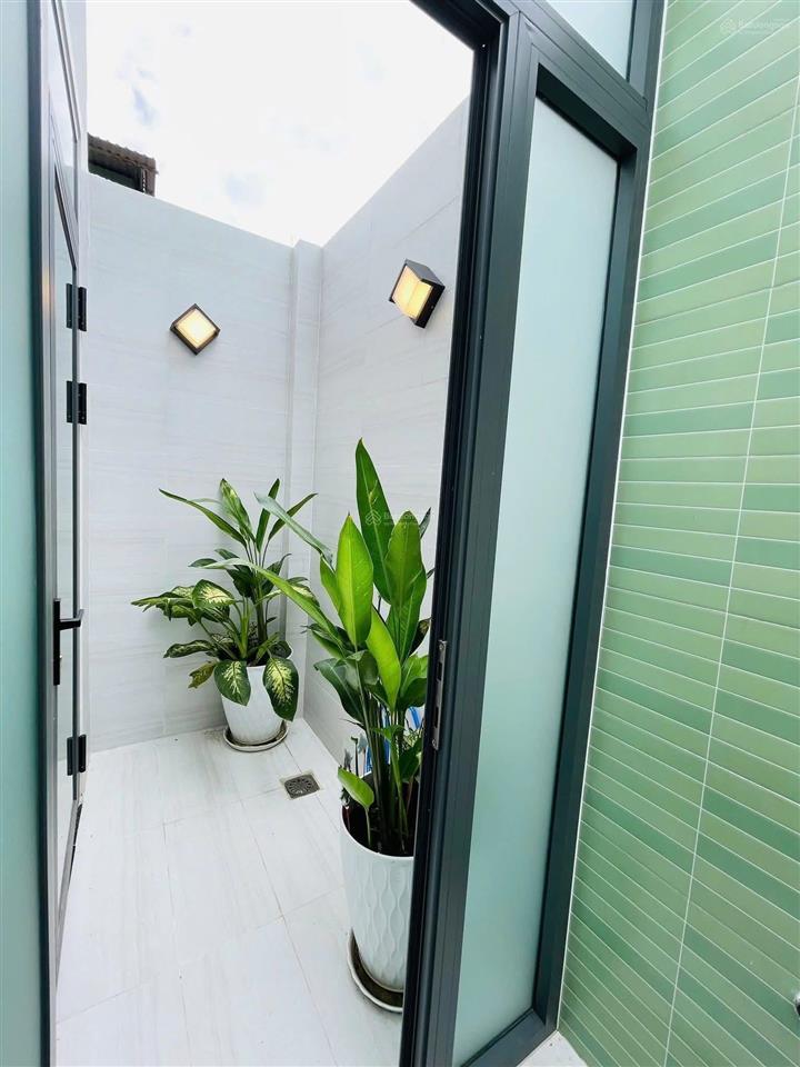 Chủ tặng full nội thất , nhà trần văn đang , quận 3 giá chỉ 2,5 tỷ chốt lẹ khách ơi