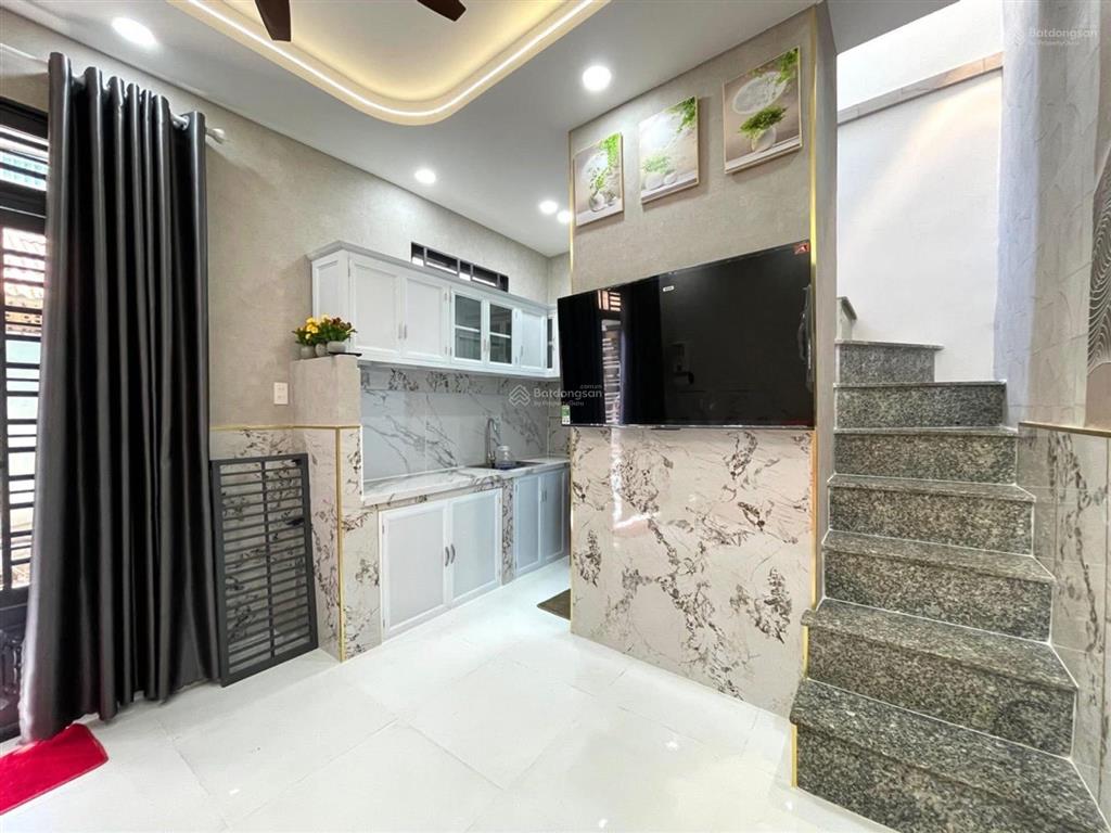 Trần quốc thảo , quận 3 nhà full nội thất chủ tặng lại giá siêu mềm chỉ 1,8 tỷ