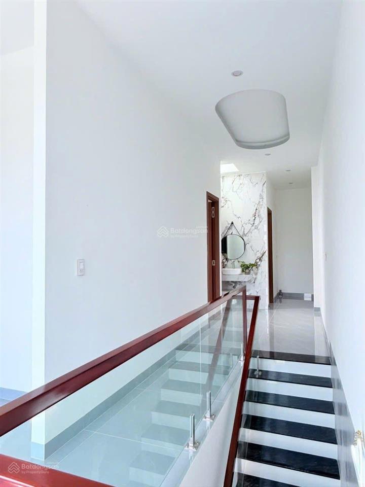 Nhà phan đình phùng , phú nhuận , giá siêu bất ngờ chỉ 2 tỷ 430 là sở hữu được ngay nhà 54m2 .