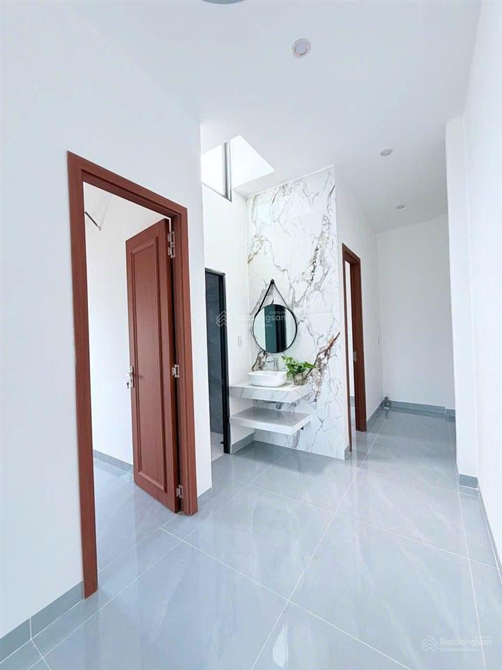 Nhà phan đình phùng , phú nhuận , giá siêu bất ngờ chỉ 2 tỷ 430 là sở hữu được ngay nhà 54m2 .
