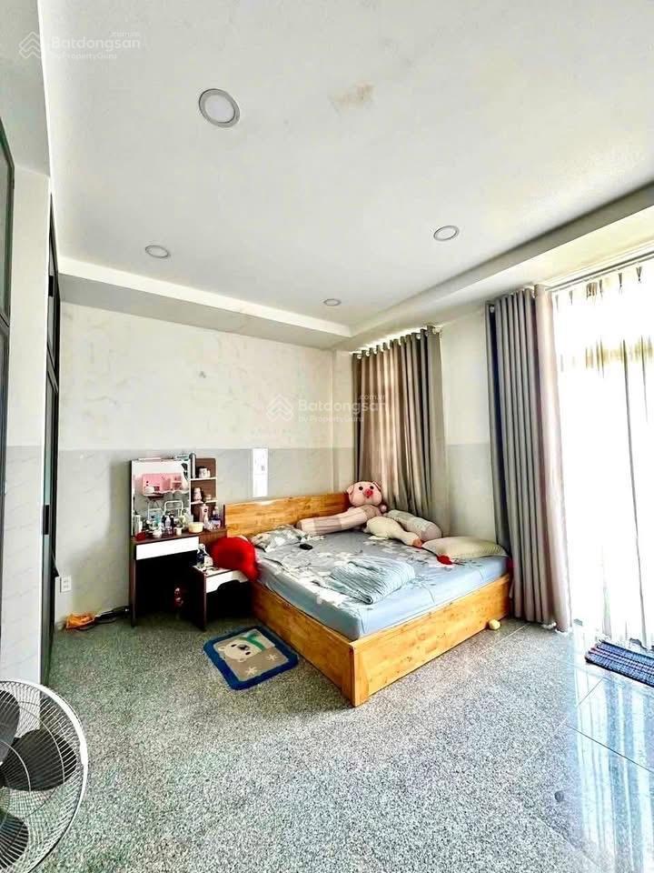 Bán gấp nhà riêng full nội thất đường số 6 hiệp bình, thủ đức 72m giá chỉ 2.7 tỷ
