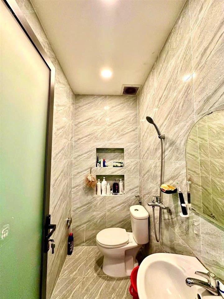 Bán gấp nhà riêng full nội thất đường số 6 hiệp bình, thủ đức 72m giá chỉ 2.7 tỷ