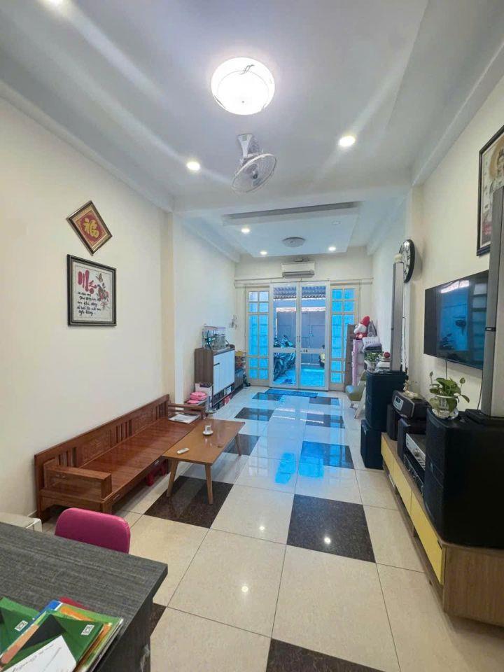 MẶT TIỀN LÊ THÚC HOẠCH – KINH DOANH ĐỈNH CAO