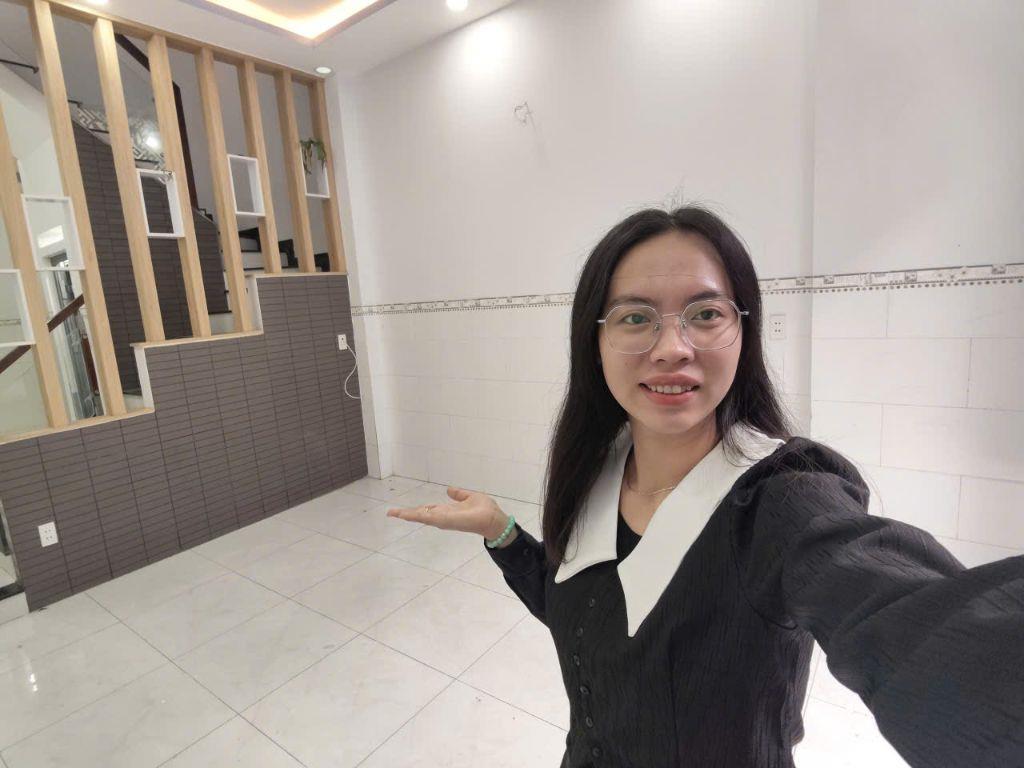 Nhà 3 tầng BTCT sát mặt tiền đường Kênh Tân Hoá, Tân Phú
