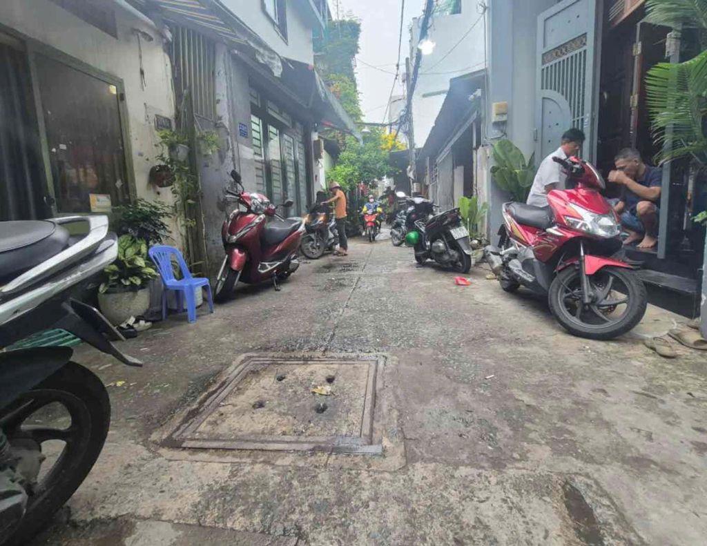 Nhà hẻm xe hơi ngay Nguyễn Hữu Tiến, 35m² chỉ 3Đ nhỏ