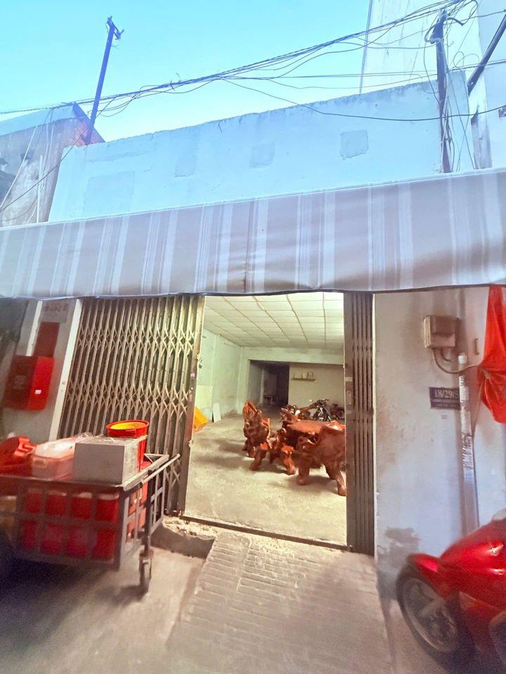 Nhà ngay chợ Hoàng Ngọc Phách, 79m² ngang 5.1 nở hậu chỉ 6.x Đ