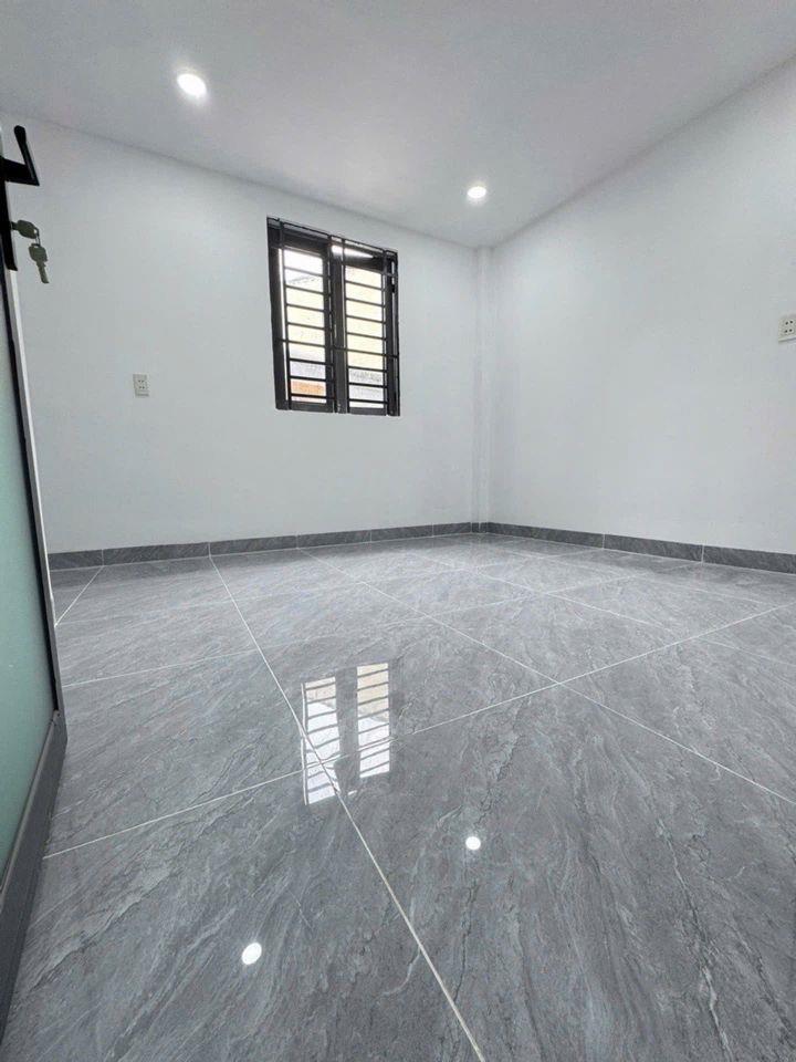 Siêu phẩm nhỉnh 2Đ, nhà 2 tầng mới xinh ngày Hương Lộ 2, ngang lớn 6m