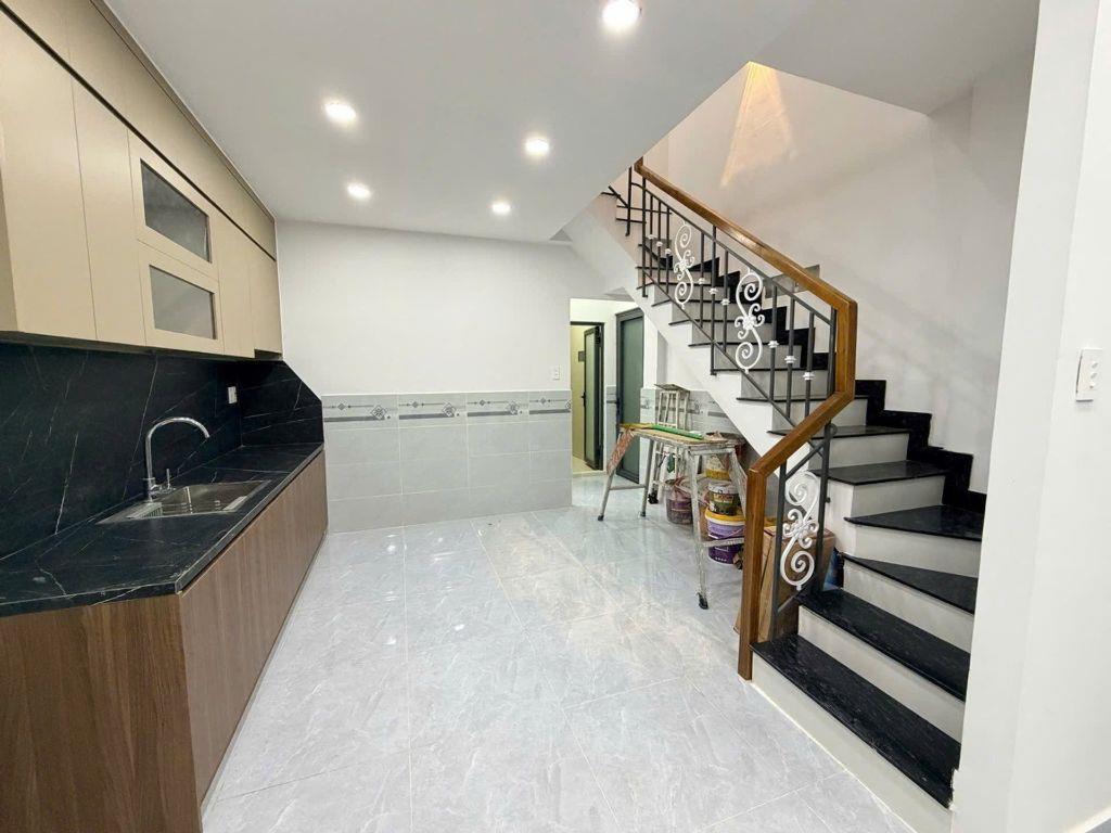 Nhà mới đẹp ở ngay Aeon Tân Phú, 45m2, hẻm 5m ô tô thông mà chỉ 4Đ nhỏ