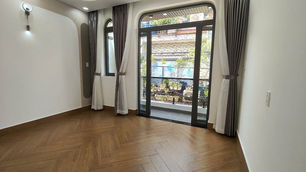 Nhà đẹp full nội thất ngay trục đường Mã Lò, hẻm xe hơi 50m2 chỉ 5đ nhỏ