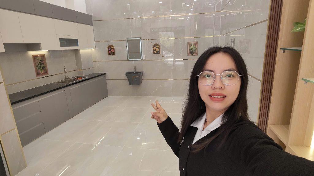 Aeon Tân Phú nhà 4 tầng mới xây, ngang lớn 4.5m không lộ giới, ô tô đổ cửa chỉ 6đ nhỏ