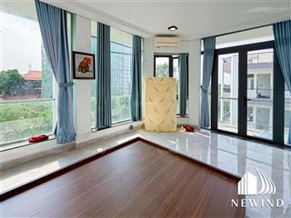 Căn hộ phòng ban công triệu view +999 cửa sổ