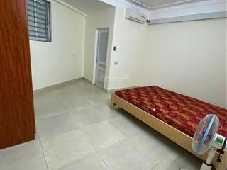 Cho thuê nhà 11pn khép kín full nội thất vị trí  trung tâm tp giá  32tr/tháng mr quỳnh 0967 012 ***