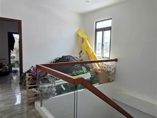 Nhà mt nguyễn trung trực rạch giá 2 lầu đang cho thuê 22tr/th nhà đẹp giá tố