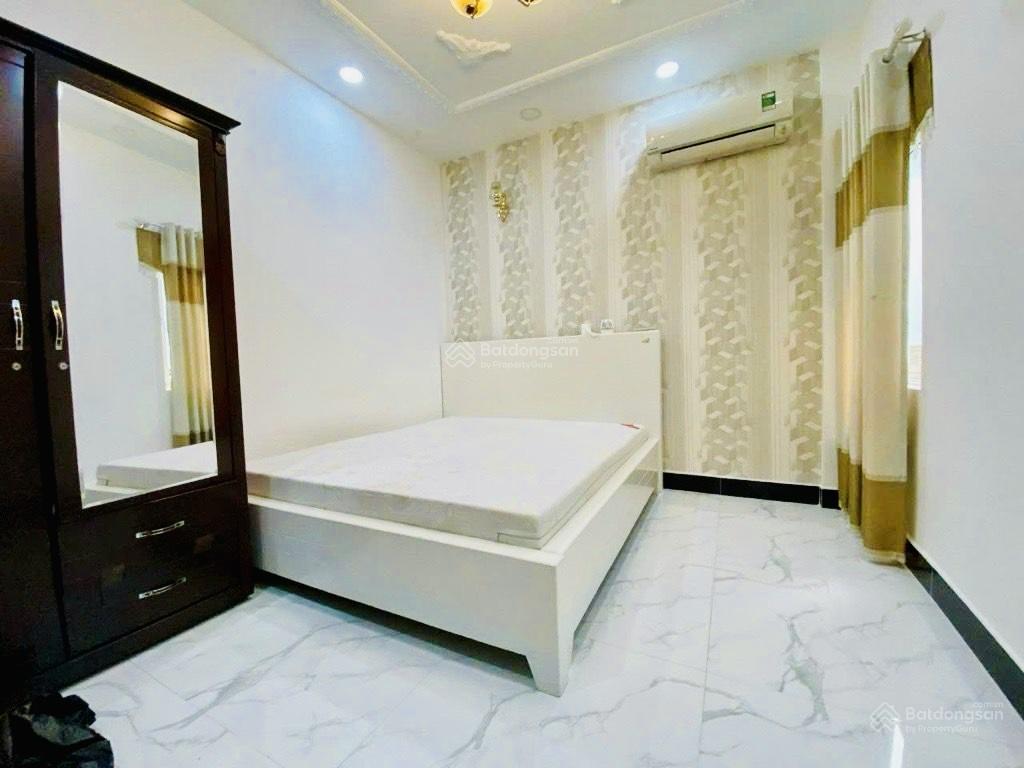 Đi xuất ngoại giảm 1 tỷ  bán nhanh 5 tầng  5mx17m (85m2) hẻm xe hơi 5m  phạm văn bạch  cống lở