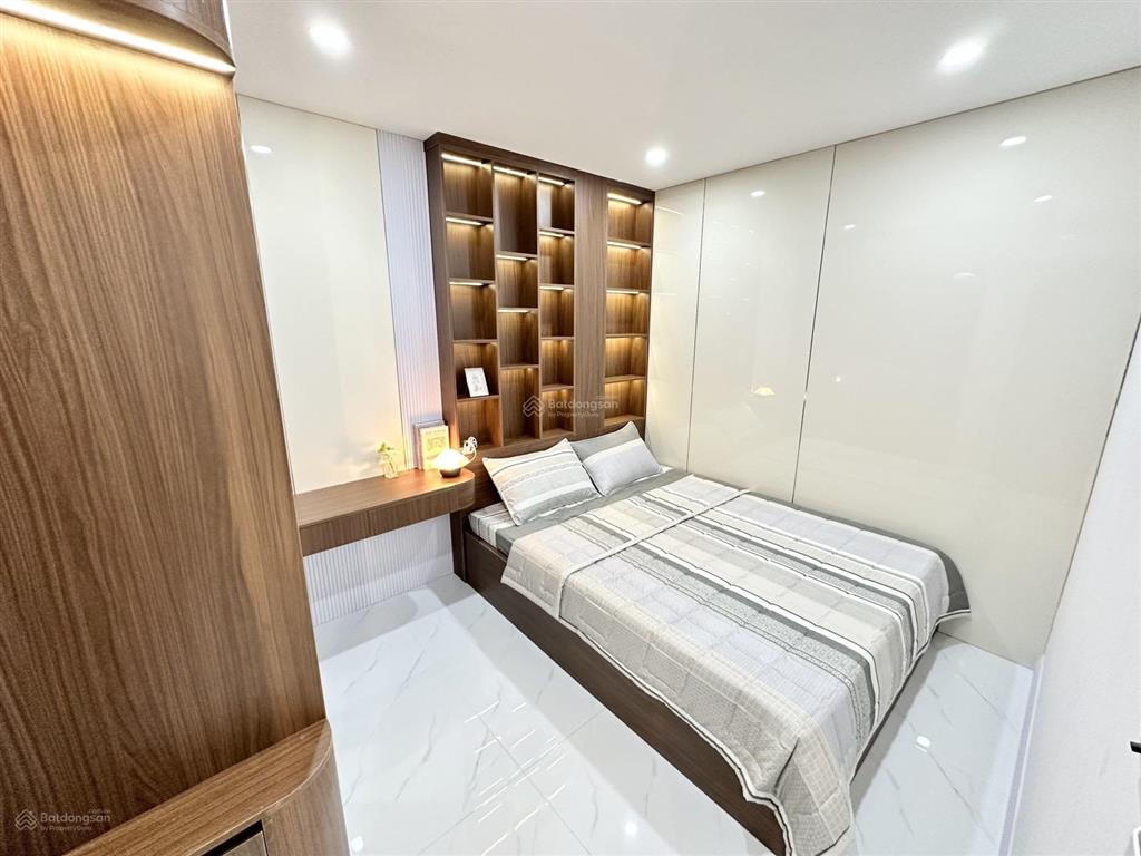 6 tầng thang máy hẻm xe tải ngay phạm văn chiêu nhà mới ở + kinh doanh đều đỉnh chỉ 9,9 tỷ