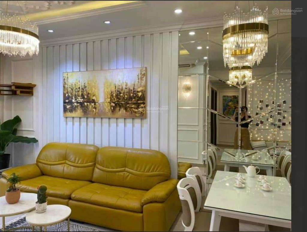 Hiện tại em đông còn duy nhất 1 căn ecogreen saigon đang ngộp bank đang cần chủ nhà mới
