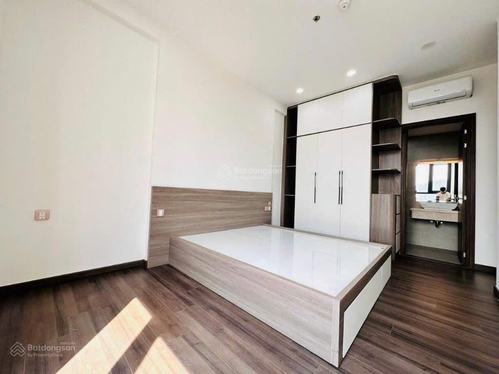 Ban công chill, phòng khách sáng, bếp gọn đúng kiểu sống hiện đại chỉ có thể tại parkview