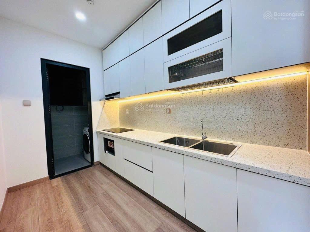 Ban công chill, phòng khách sáng, bếp gọn đúng kiểu sống hiện đại chỉ có thể tại parkview