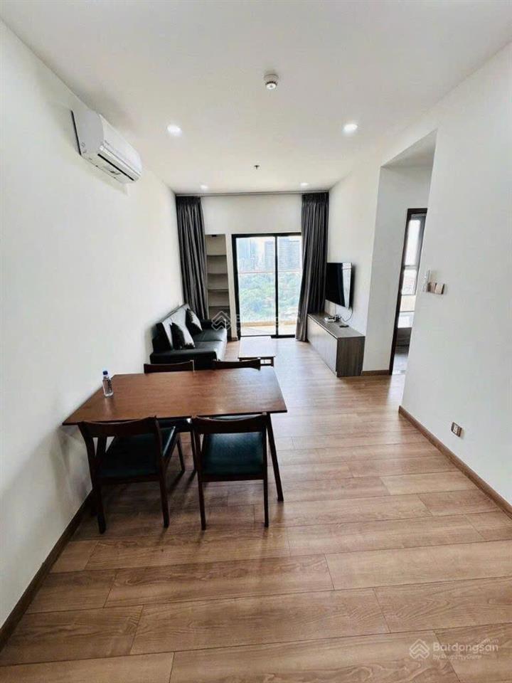 Ban công chill, phòng khách sáng, bếp gọn đúng kiểu sống hiện đại chỉ có thể tại parkview