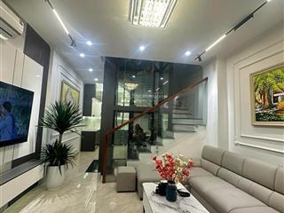 Bán gấp nhà đẹp ở ngay  20m ra ô tô  thang máy  sổ đỏ hoa hậu  diện tích 45m2  mặt tiền 4.25