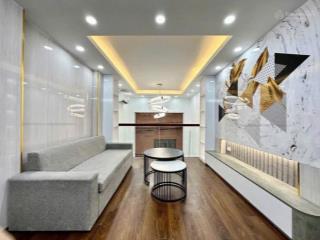 Bán nhà đẹp ở ngay  34m2  20m ra ôtô tránh  sát hồ điều hoà  đường  trường  chợ  trạm đủ cả