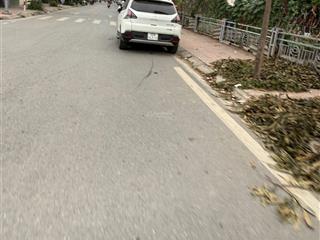 Trung tâm thanh trì oto đỗ cửa duy nhất 1 lô