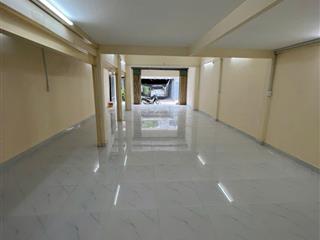 Nhà cấp 4 rộng có gác gần chợ hiệp bình cho thuê làm kho, để ở, chứa đồ