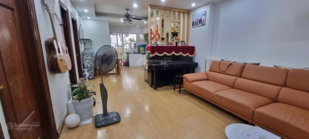 Chính chủ vào sài gòn ở cần bán gấp trong tháng 5/2026 ch 95,5m 3pn toà 2a vinaconex 7 hồ tùng mậu