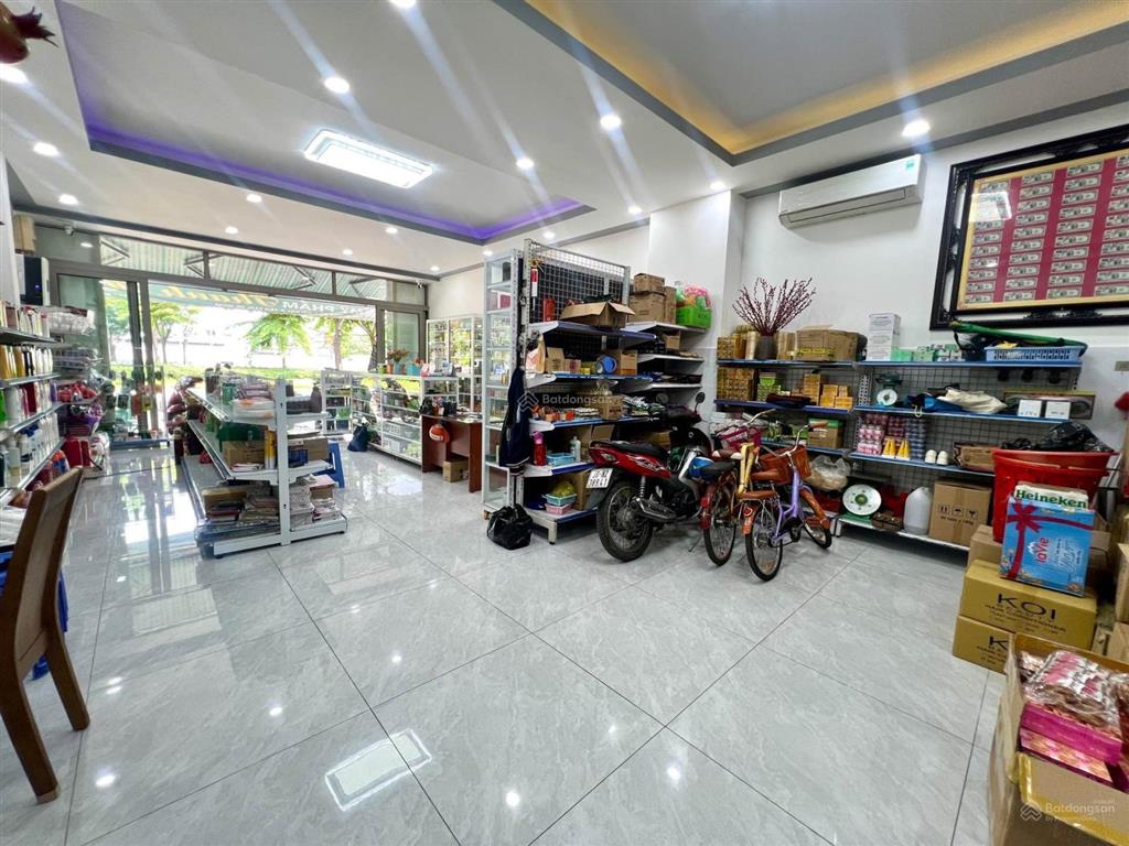 Nhà 5 tầng ngang 6x20m có thang máy mặt tiền đường số 7 nối dài khu tên lửa gần aeon mall bình tân