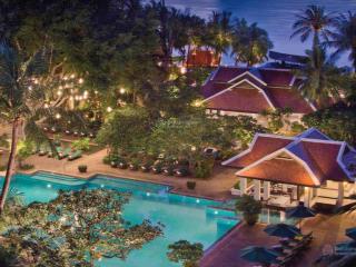 Cần bán gấp khu nghỉ mát 4* hội an view trực diện sông, 90 phòng, dt 6900m2. giá 250 tỷ tl