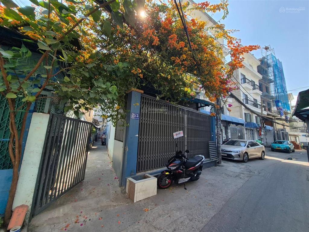 Nhà nát 220m2(7*33) hẻm nhựa xe tải thông sát đại hoc văn hiến (âu cơ bàu cát)gpxd 7 tầng