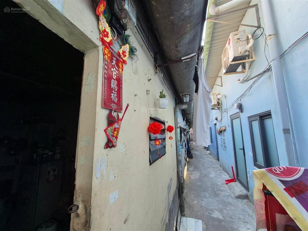 Nhà nát 220m2(7*33) hẻm nhựa xe tải thông sát đại hoc văn hiến (âu cơ bàu cát)gpxd 7 tầng