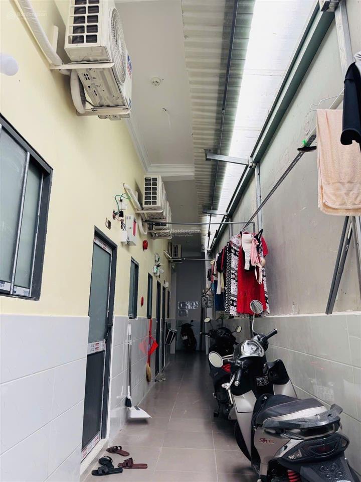 Căn hộ dv 17 phòngthu nhập 80tr/thángmặt tiền đường nhựa nb 12mtô hiệu .tân phú