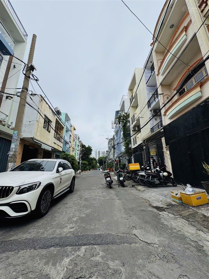 Căn hộ dv 17 phòngthu nhập 80tr/thángmặt tiền đường nhựa nb 12mtô hiệu .tân phú