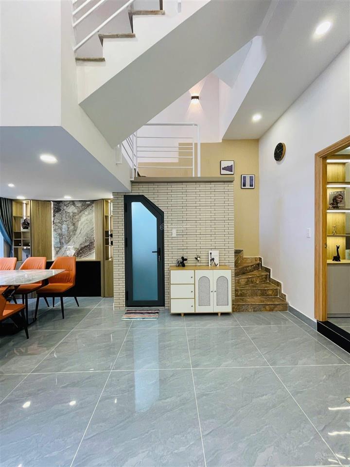 Bán nhà riêng tại xô viết nghệ tĩnh, 6,9 tỷ, 40m2, 3pn, 3wc, đầy đủ nội thất