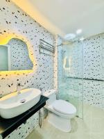 Hàng hiếm q9 4pn full công năng 7,2 tỷ chốt nhanh 3 tầng  55m2. 1/nguyễn duy trinh. gọi liền nhi