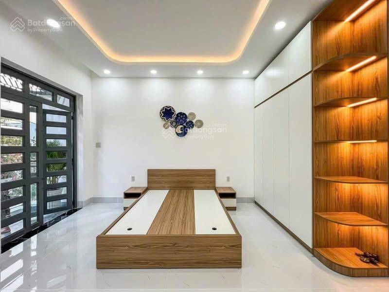 Siêu phẩm nhà thiết kế bán nhà đường lê văn tiên, đông chiêu, dĩ an.  ngay 0919 647 ***
