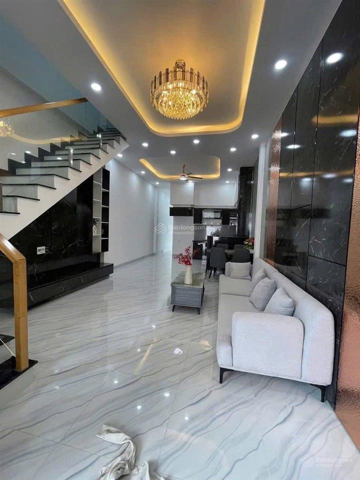 Siêu phẩm nhà thiết kế 1 trệt 2 lầu lê hồng phong, phú lợi, thủ dầu một.  0919 647 ***