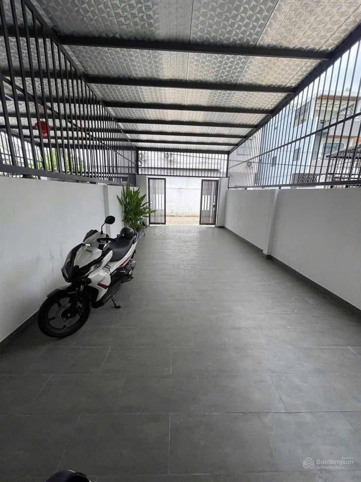 Siêu phẩm nhà thiết kế 1 trệt 2 lầu lê hồng phong, phú lợi, thủ dầu một.  0919 647 ***