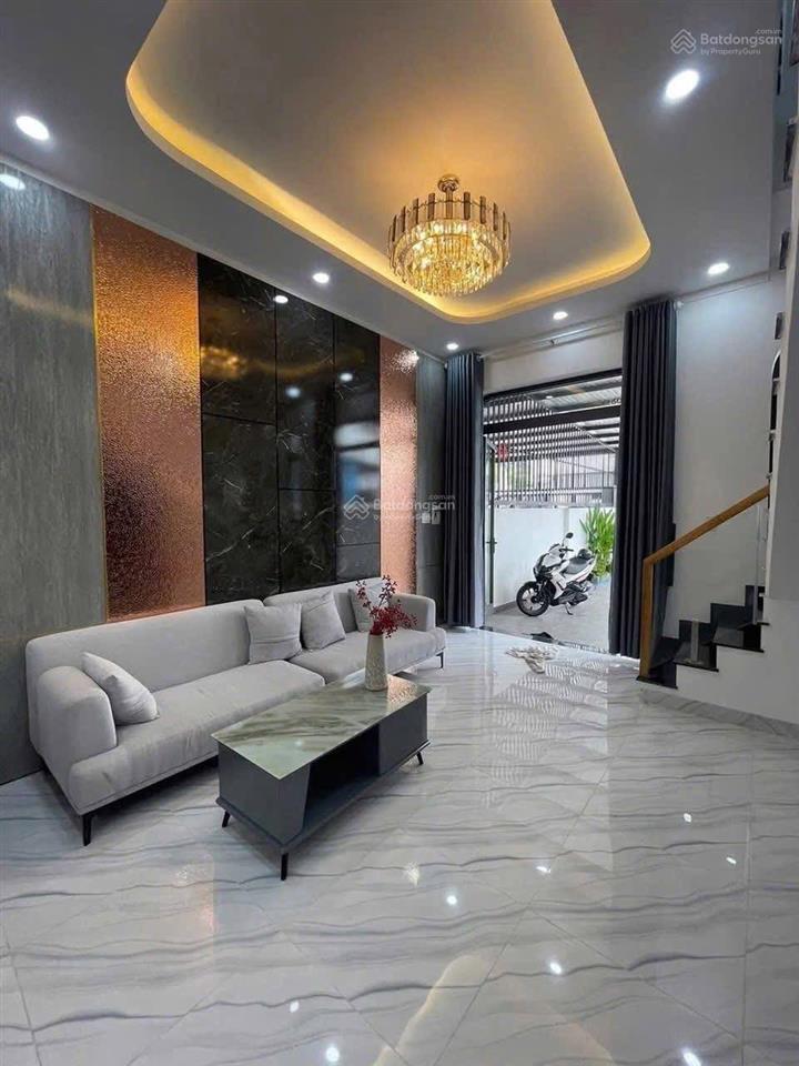 Siêu phẩm nhà thiết kế 1 trệt 2 lầu lê hồng phong, phú lợi, thủ dầu một.  0919 647 ***