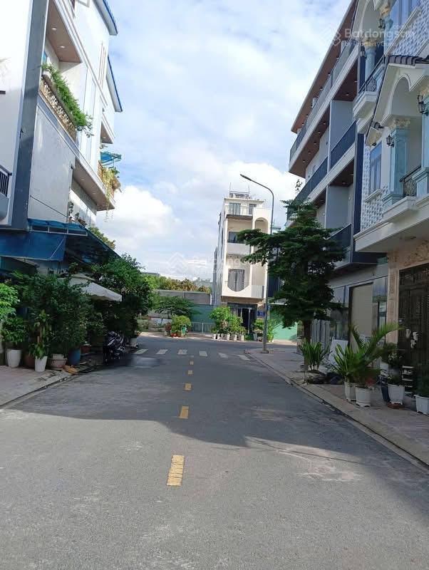Giảm sâu 400tr siêu phẩm nhà phố khu nhà ở thương mại phú hồng đạt  phú hồng khang tphcm (bd cũ)