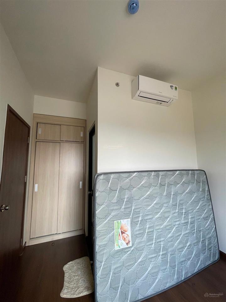 Bán căn hộ 2pn 2wc có ban công  giá chỉ 1.7 tỷ, view đông nam mát mẻ