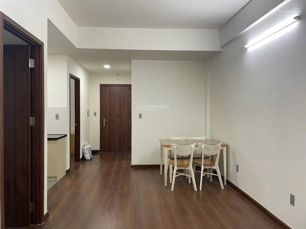 Bán căn góc 2pn có ban công  view đông nam mát mẻ  giá tốt nhất 1.650 tỷ
