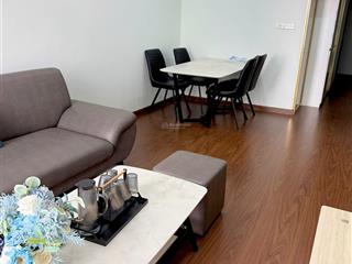 Chính chủ cần bán căn góc số 05 tầng cao  tòa hh2 90 nguyễn tuân