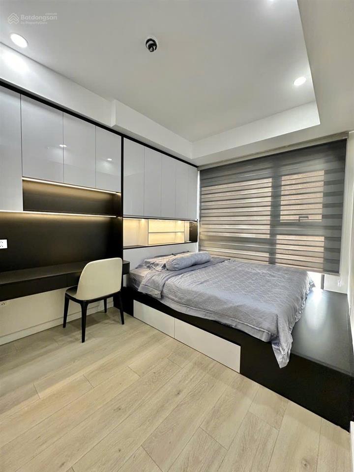 Chính chủ bán antonia 3 phòng ngủ full nội thất cao cấp kèm ô xe riêng bao thuế phí (tl)