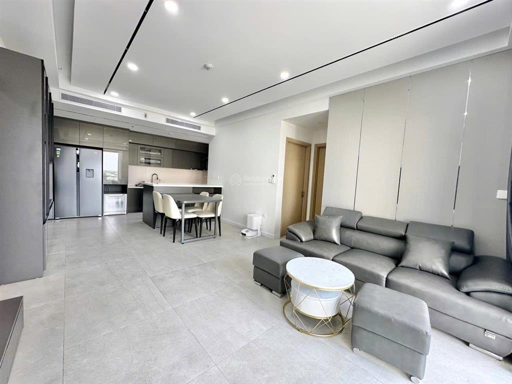 Chính chủ bán antonia 3 phòng ngủ full nội thất cao cấp kèm ô xe riêng bao thuế phí (tl)